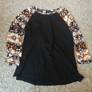 Long sleeve Aztec print